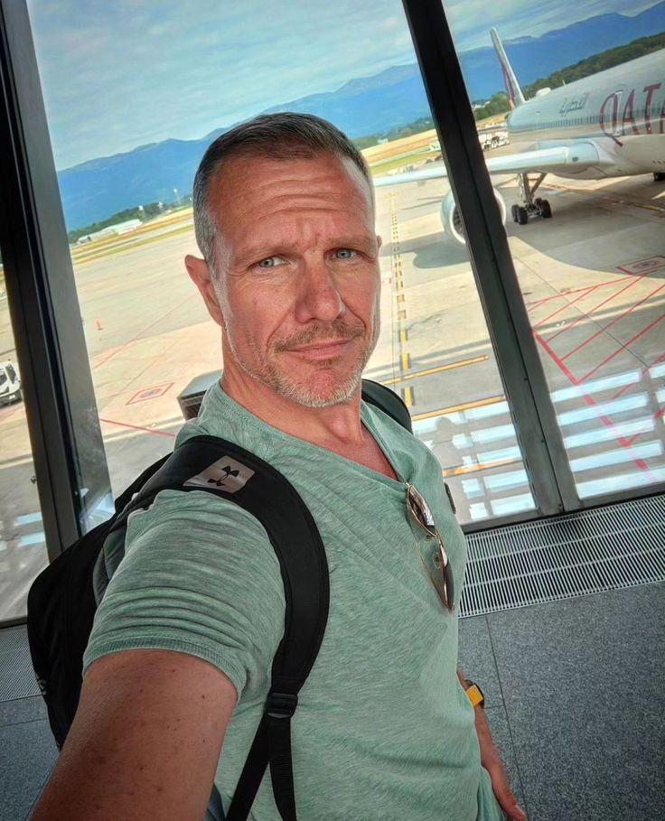 files/Older_Men_Selfie.jpg